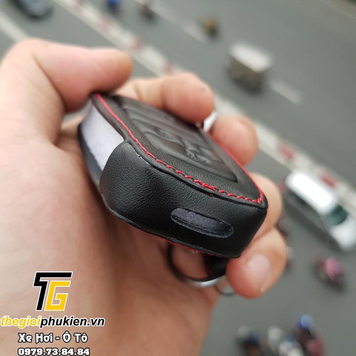Bao da 3D bảo vệ chìa khóa xe Toyota Fortuner 2020 kèm móc đeo Inox