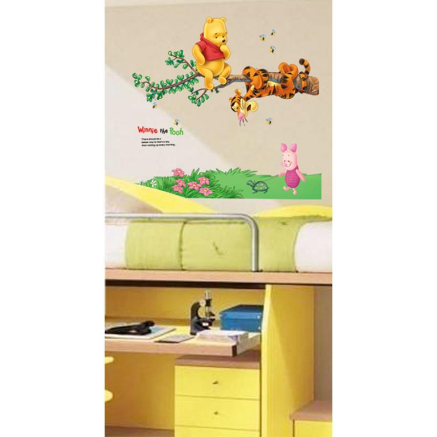 Decal dán tường trang trí - HOẠT HÌNH GẤU POOH ĐÁNG YÊU