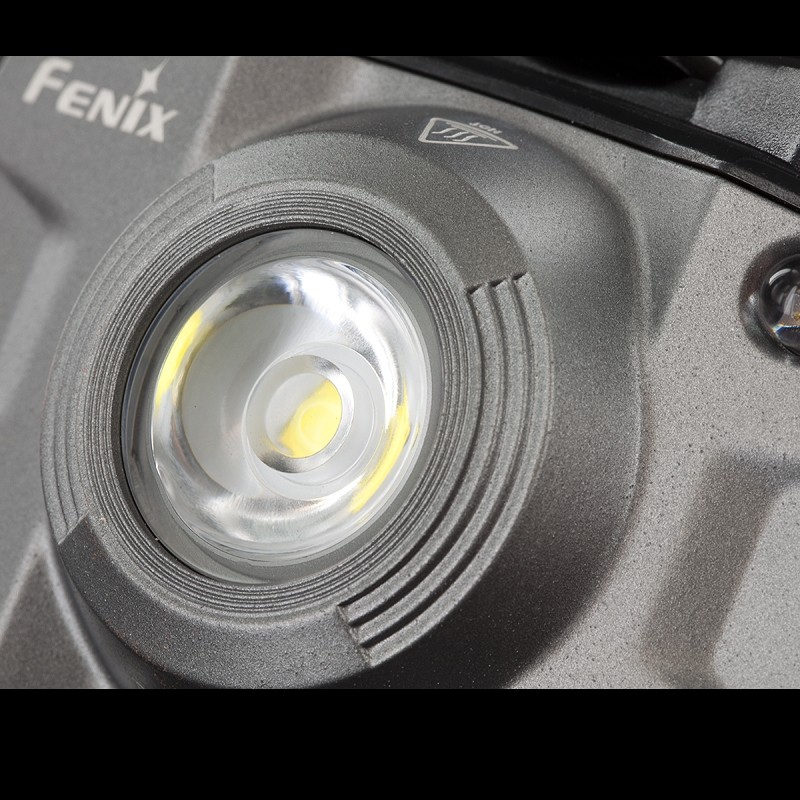 Đèn pin đeo trán Fenix HL30 2018 - 300 lumens