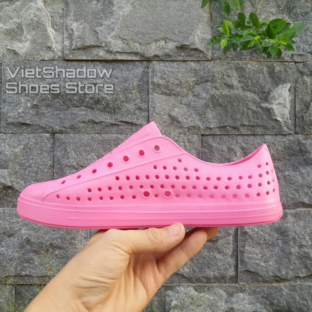 Giày nhựa đi mưa Native- Chất liệu nhựa xốp siêu nhẹ, không thấm nước - Màu hồng đế trắng và hồng full