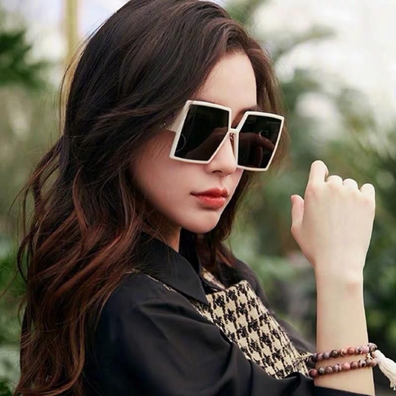 Kính râm đi biển gọng vuông trắng bản to thời trang nữ phong cách K3011
