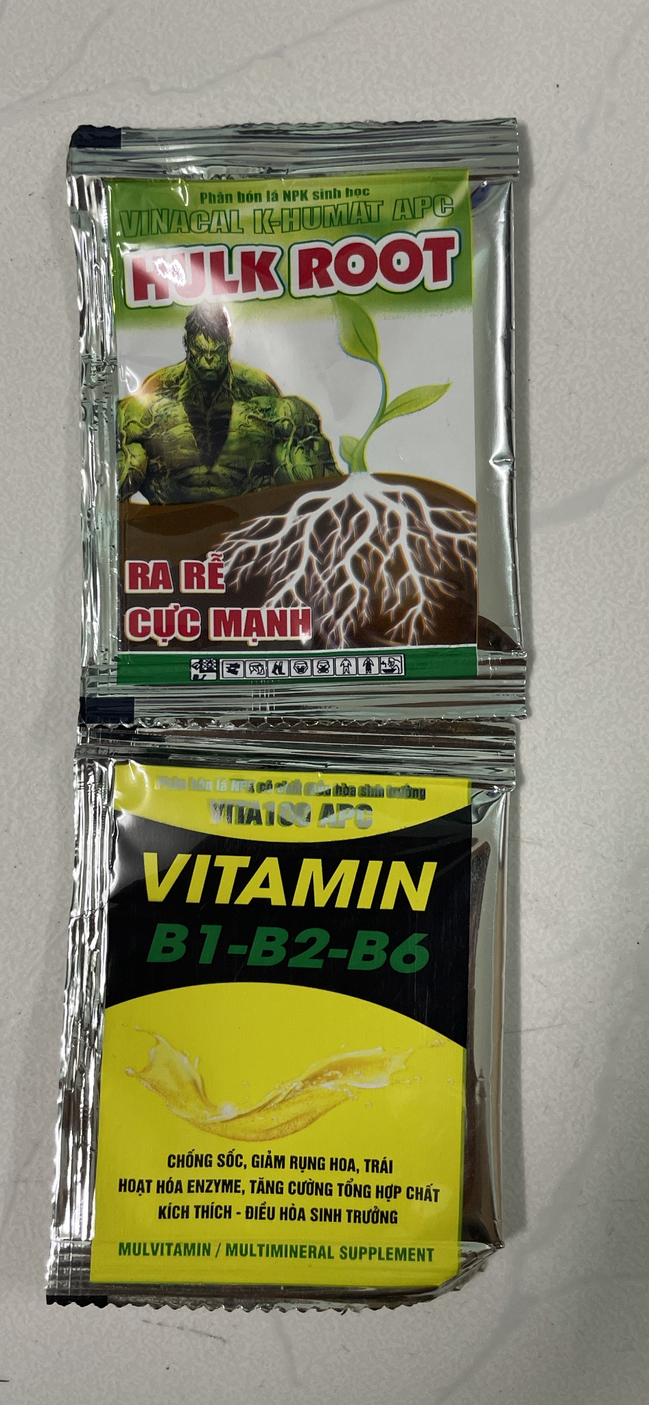 Bộ đôi vitamin và kích rễ Hulk Root gói 10ml chăm sóc cây cảnh và hoa lan