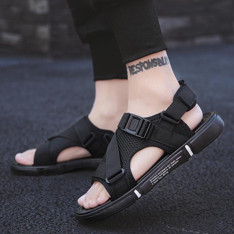 Sandal đế bệt phong cách mùa hè cho nam