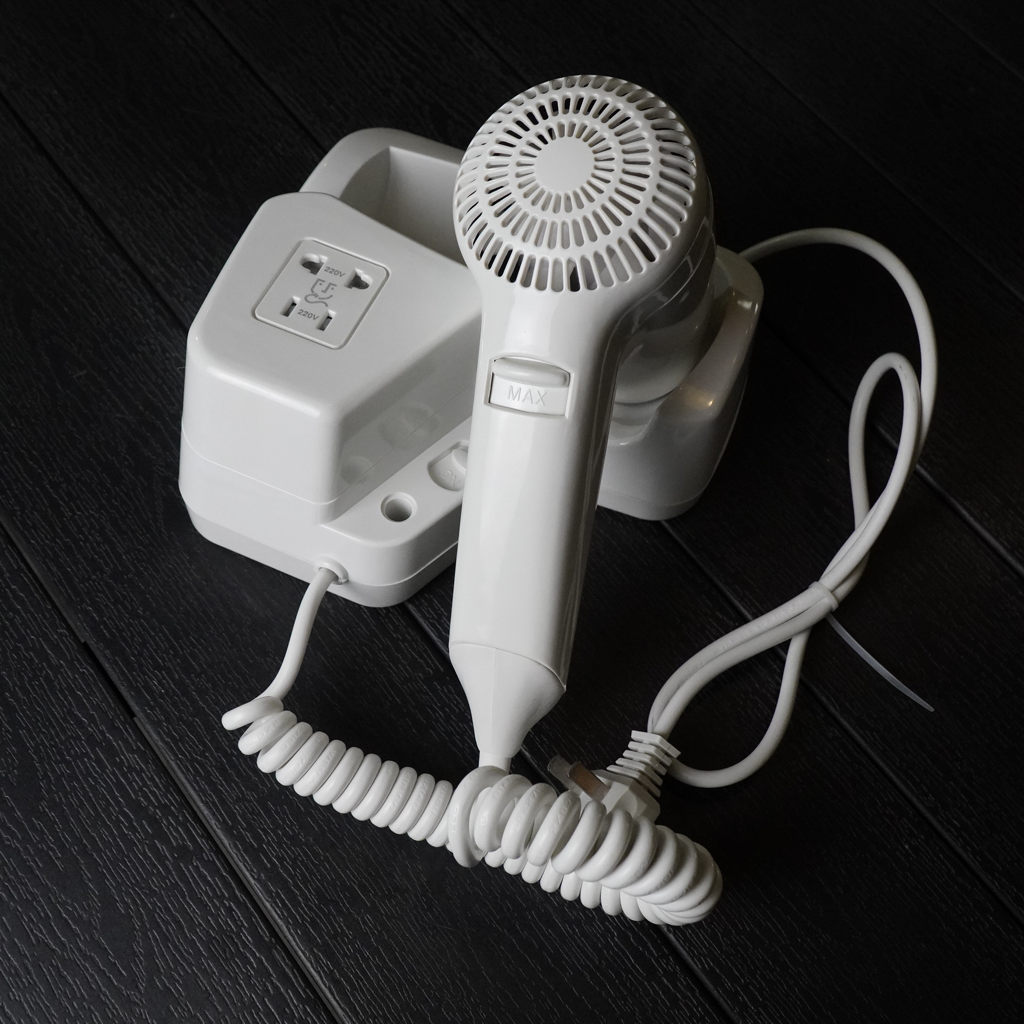 MÁY SẤY TÓC GẮN TƯỜNG, Model M-1288B, công suất 1100W