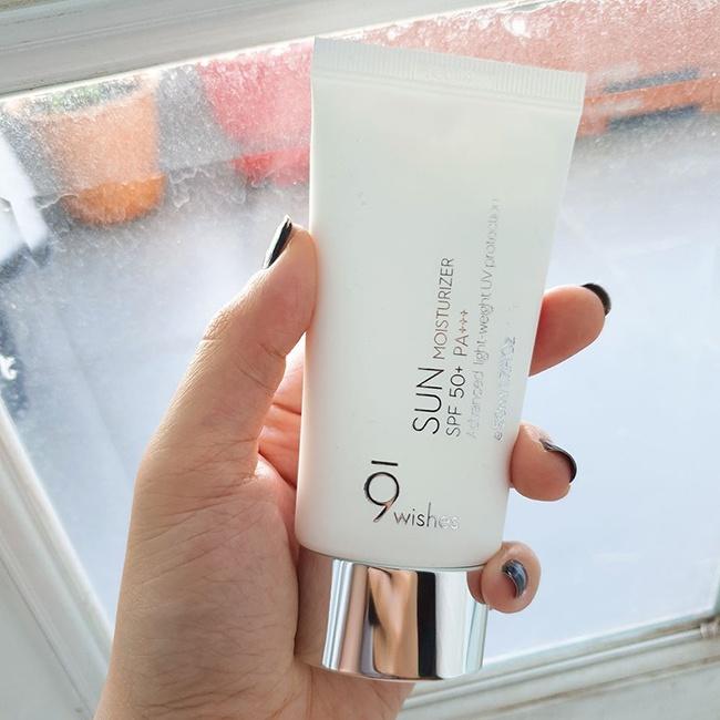 Kem chống nắng trắng da 9 Wishes Sun Moisturizer SPF 50+ PA+++ Hàn Quốc 50ml