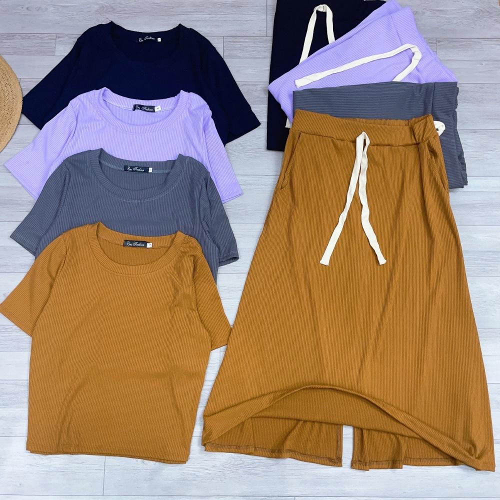 Bộ váy thun dài bigsize gồm áo thun tay ngắn cổ tròn croptop kết hợp chân váy xẻ thun dài có dây - SET17 - Màu Đen