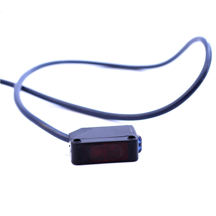 Cảm Biến Quang E3Z-D61 12-24VDC