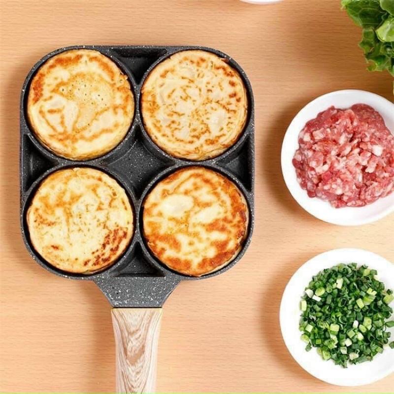 Chảo Chiên Trứng 4 Ngăn - Chảo Làm Bánh 4 Lỗ Chống Dính- Chống Dính Tay Cầm Gỗ