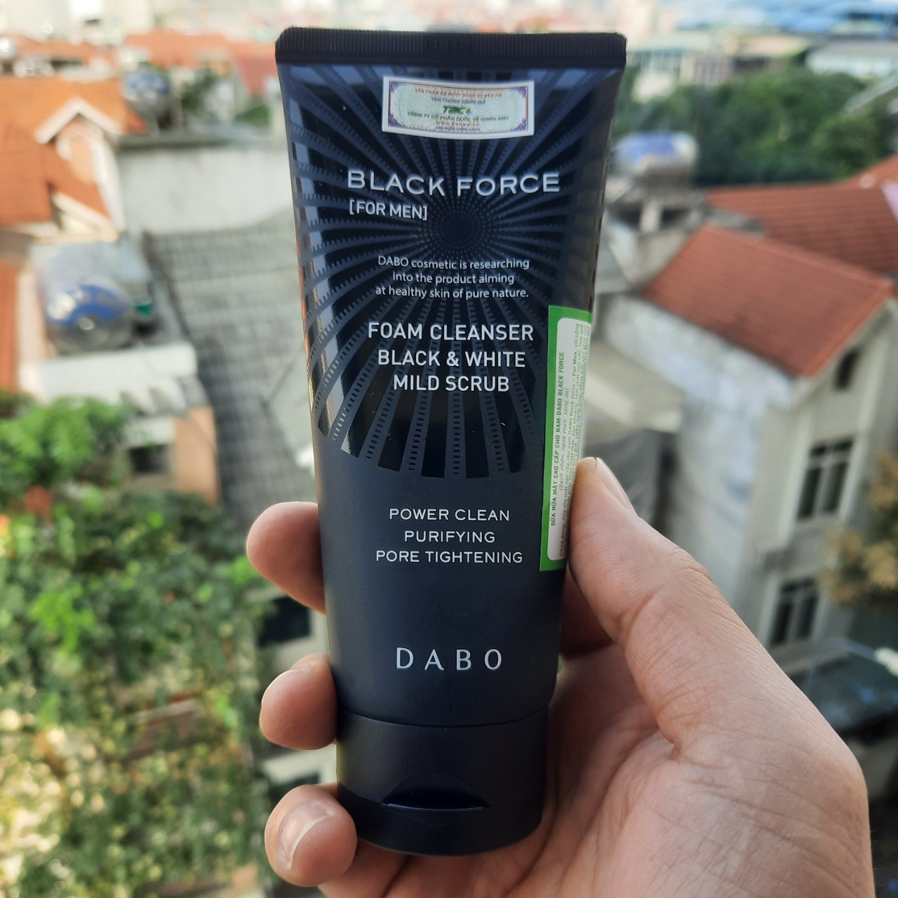 Sữa Rửa Mặt Than Dành Cho Nam Dabo Black Force (120ml)