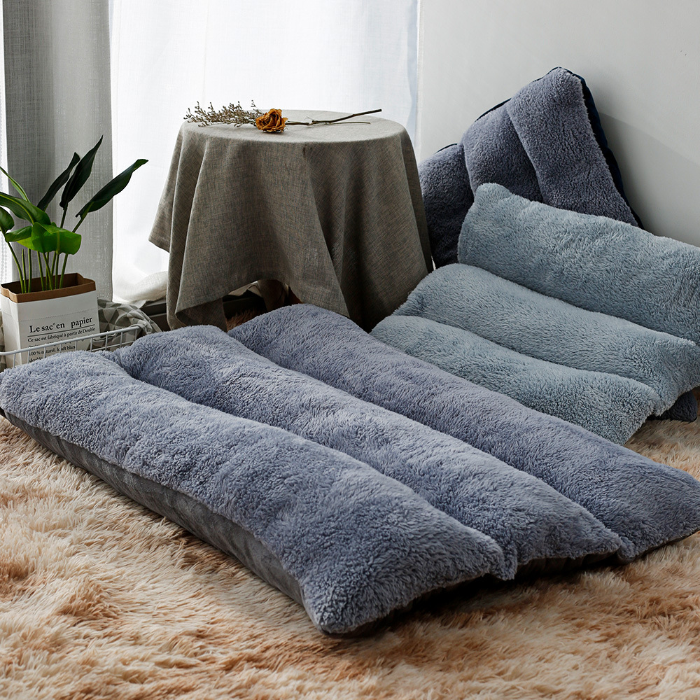 Đệm cho chó to size 80x100cm màu ngẫu nhiên