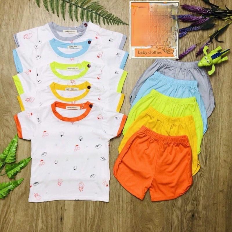 Bộ cổ tròn quần xéo co giãn mềm mịn siêu xinh cho bé có video ở cuối