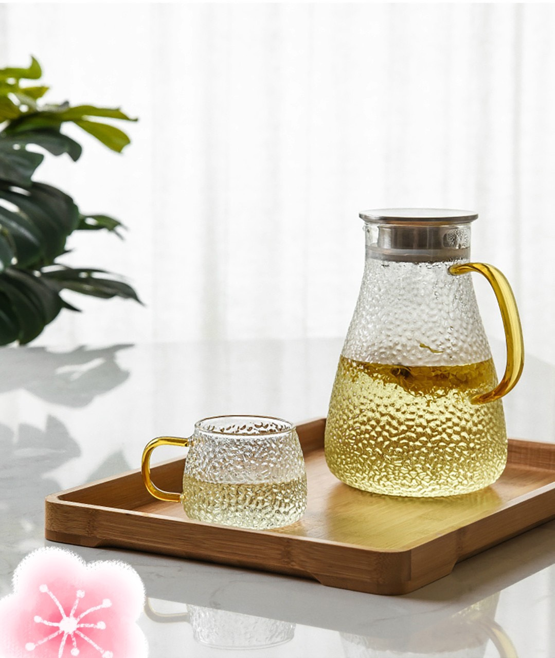 COMBO BỘ BÌNH KÈM 6 CỐC THỦY TINH CHỊU NHIỆT VÂN SẦN CAO CẤP VÀ KHAY GỖ - VD79