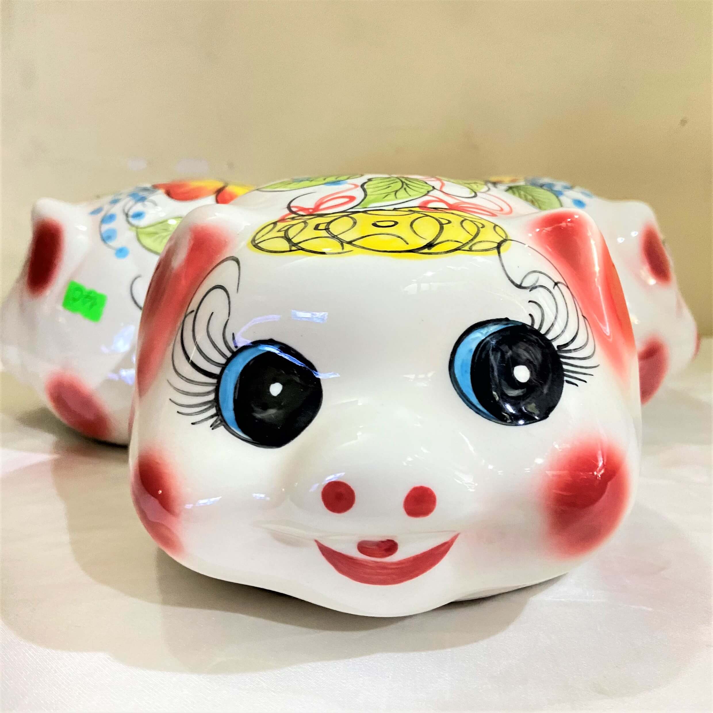 Heo Đất Tai Vểnh Tài Lộc Màu Trắng