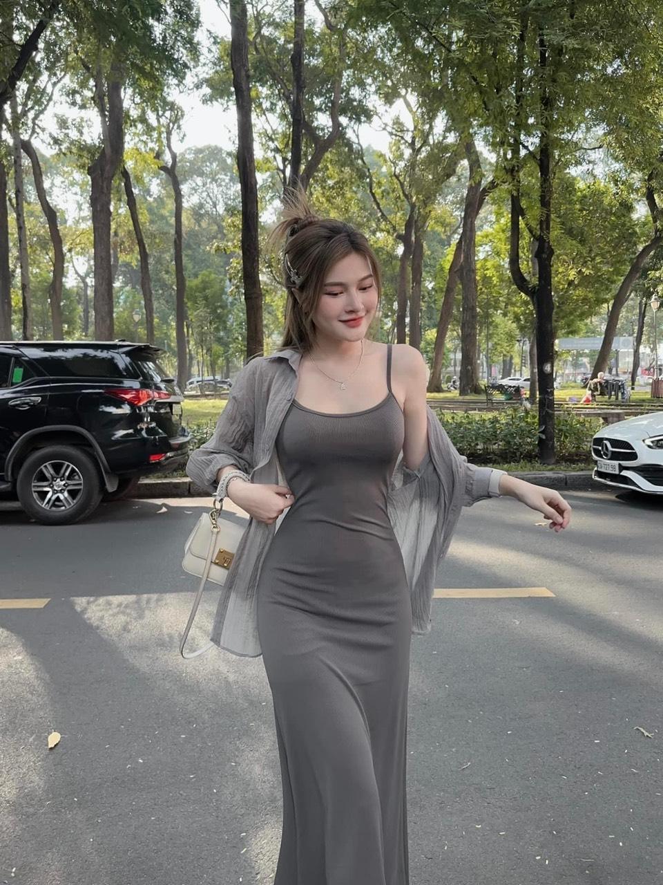 SET ĐI CHƠI, SET 2 MÓN VÁY MAXI ÔM BODY 2S PHỐI ÁO SƠ MI CỰC KUTE