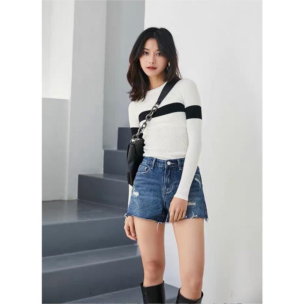 Quần short jean nữ BigSize lưng cao trên rốn, co dãn mạnh, tua lai, màu xanh đậm rách kiểu dành cho người mập 2717