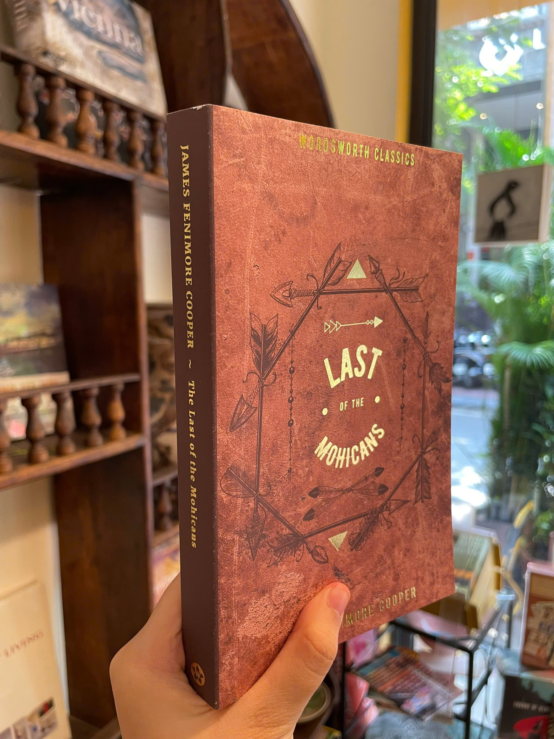 Sách - Last of the Mohicans by James Fenimore Cooper - Classics/Fiction book in English - Ngoại Văn