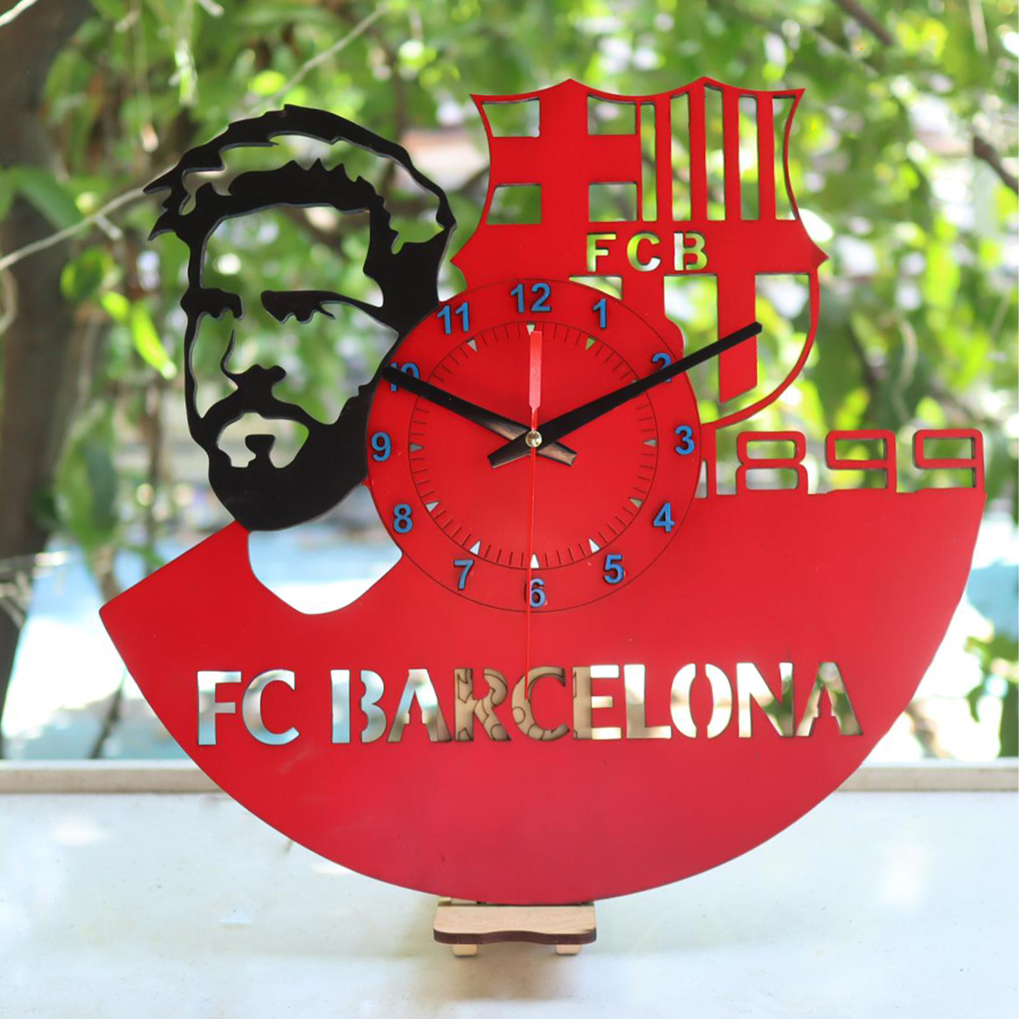 Đồng Hồ Gỗ Barcelona