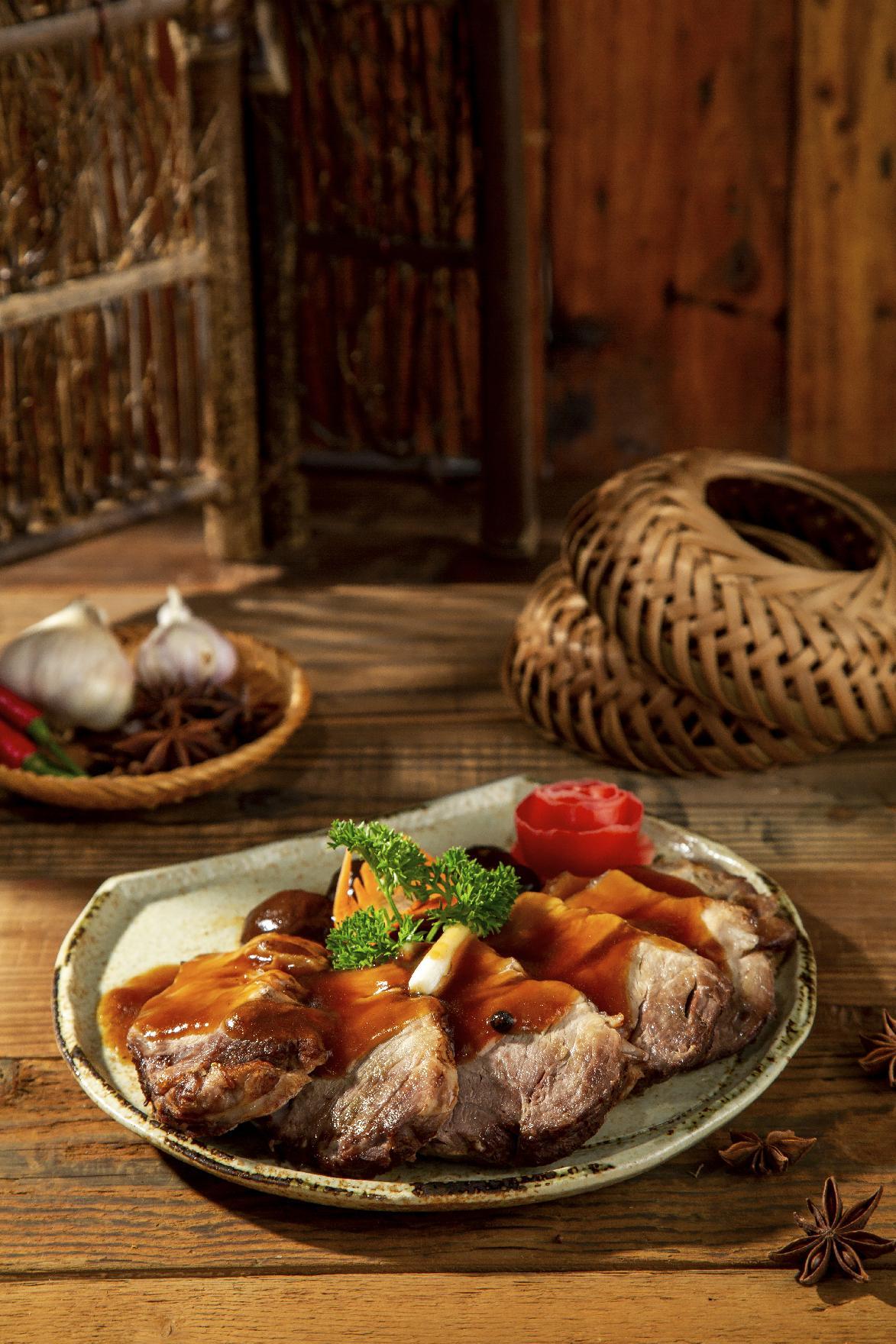 Chân giò hầm kiểu Hong Kong - 600g