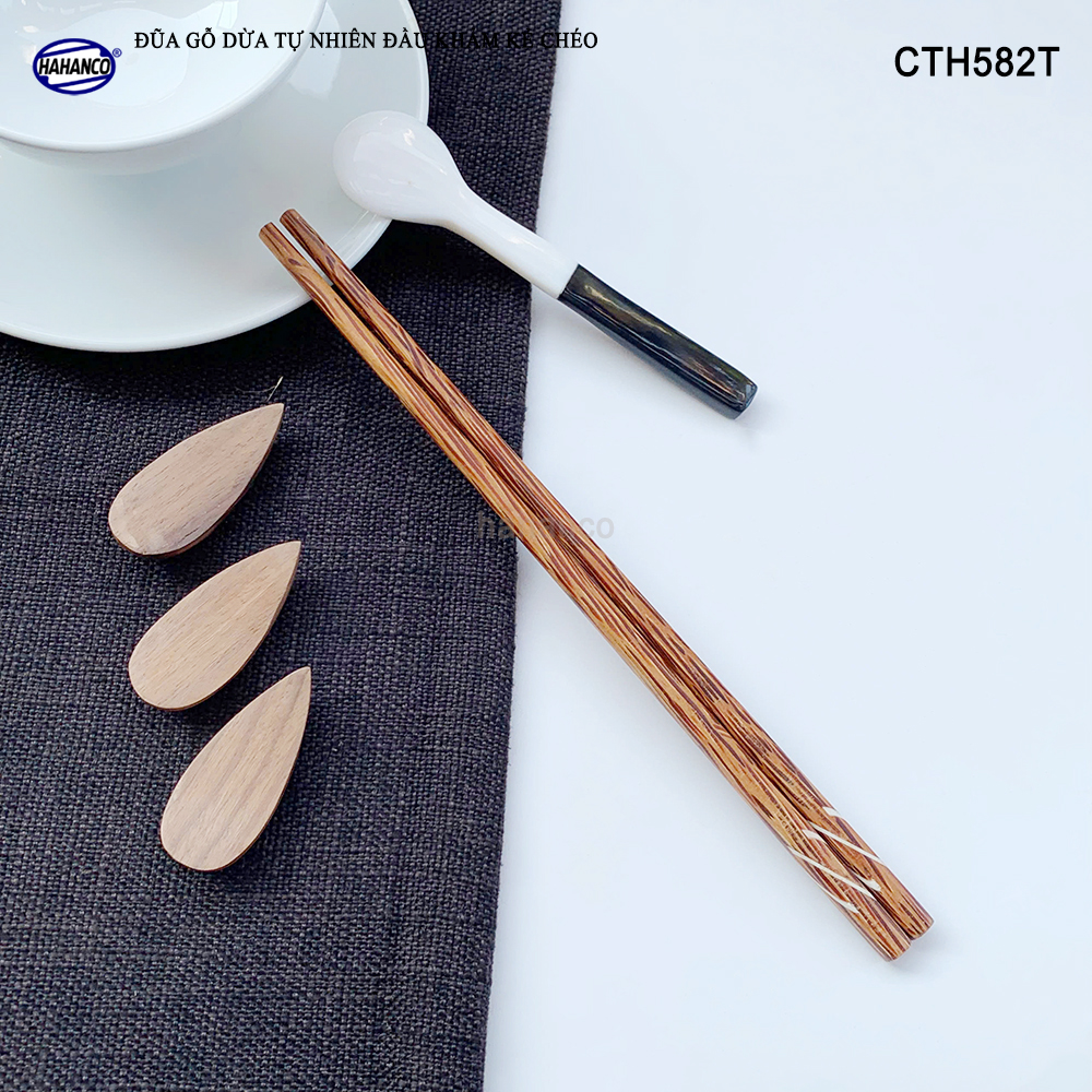 Đũa Gỗ Dừa Đen Khảm Kẻ Chéo HAHANCO An Toàn Đẹp Mắt Dùng Cho Quán Ăn Gia Đình - CTH582T