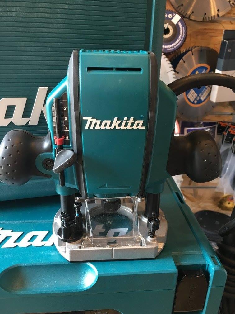 MÁY PHAY 900W 3/8″ MAKITA RP0900 - HÀNG CHÍNH HÃNG