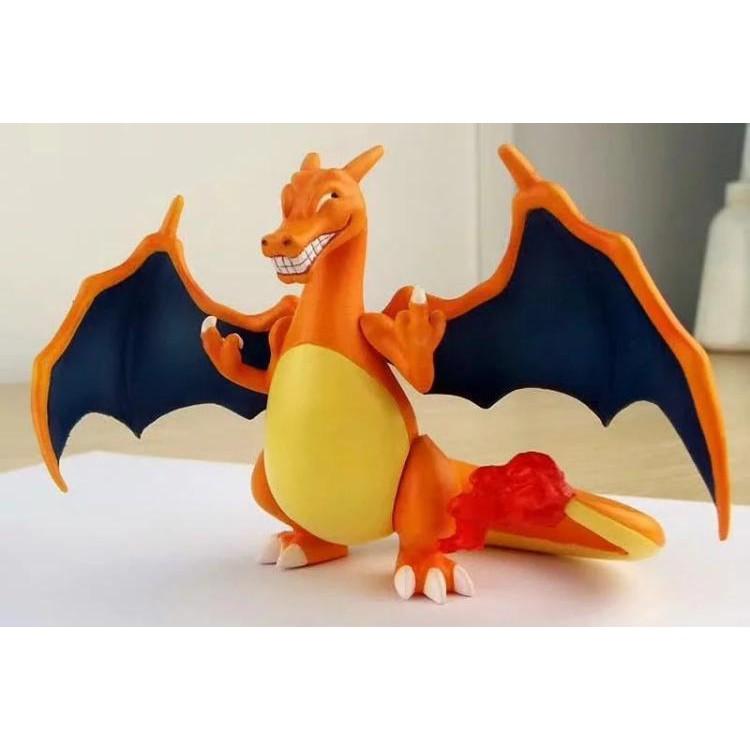 Đồ chơi mô hình POKEMON CHARIZARD mặt bựa