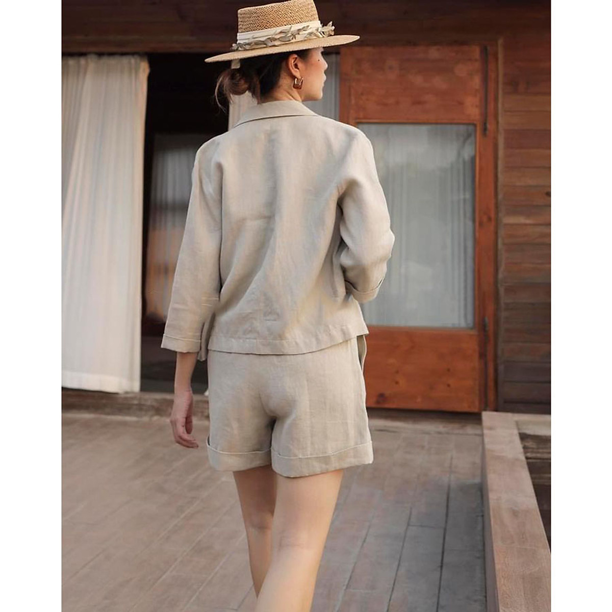 Set áo khoác nhẹ blazer Linen tay lỡ túi ngực kèm quần short trẻ trung