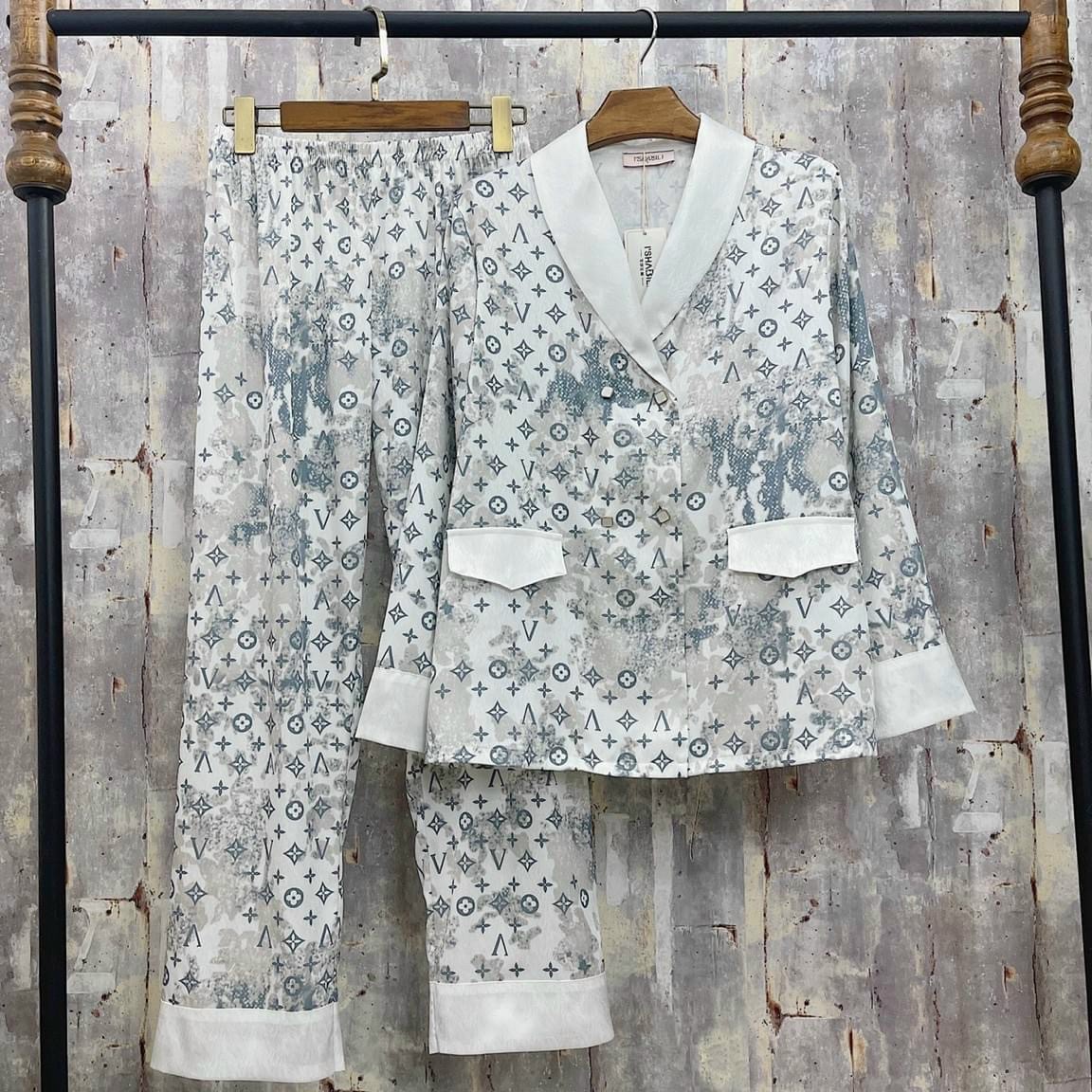 Bộ pijama lụa cao cấp mềm mịn thiết kế sang chảnh, mặc nhà hay dạo phố siêu chất