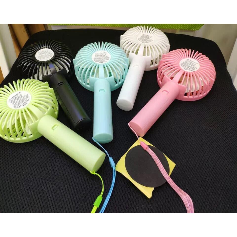Quạt mini cầm tay tích điện tiện lợi kèm cáp sạc và pin có tặng chân đế giữ quạt để bàn gồm 3 chế độ gió siêu mát
