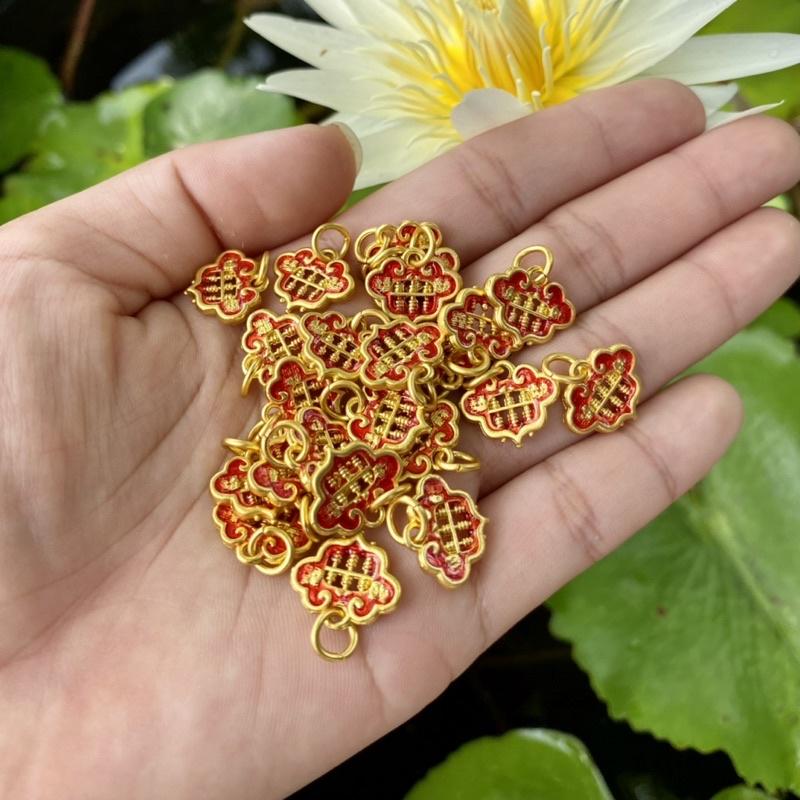 Charm vàng dùng để mix vòng tay