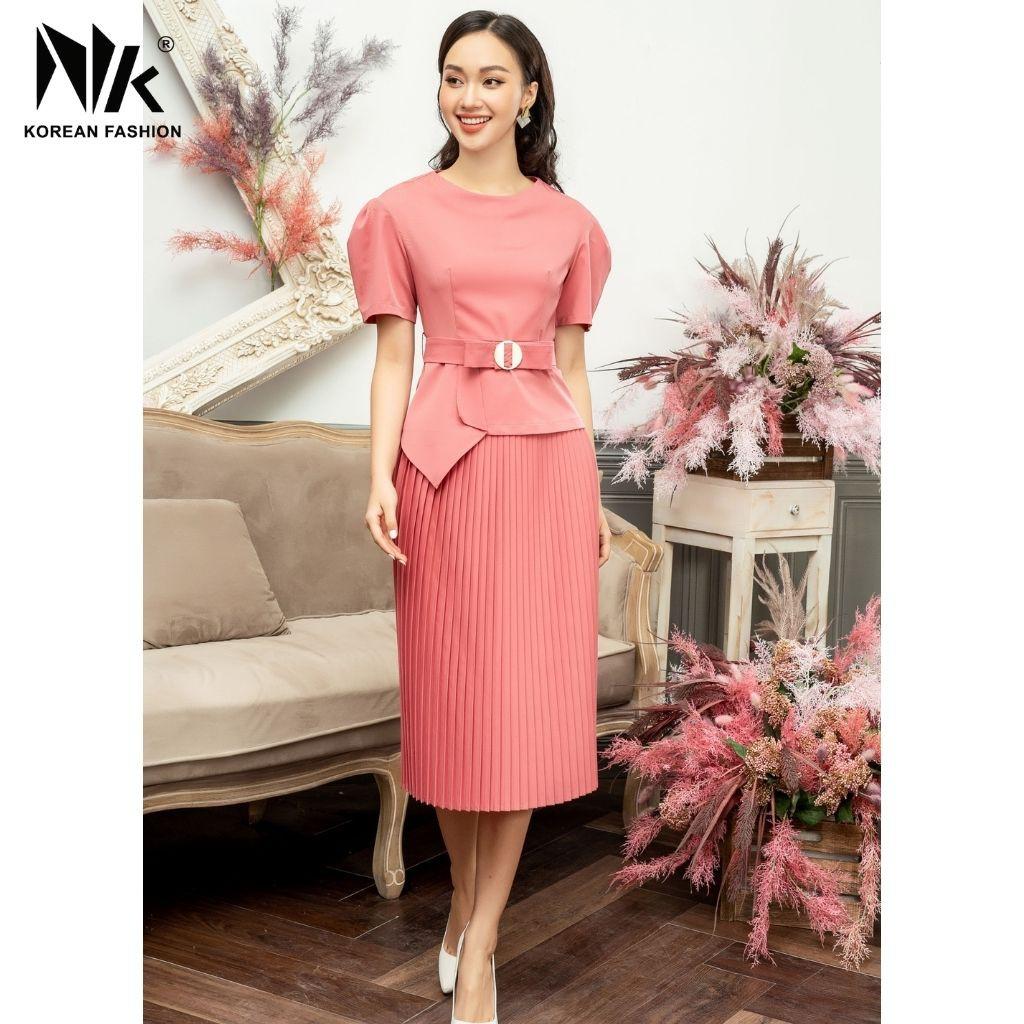 Bộ Váy Áo Nữ Công Sở NK FASHION Áo Tà Gấp Chân Váy Midi Dập Ly, Chất Liệu Nhập Hàn Cao Cấp, Hiện Đại NKBD2011004