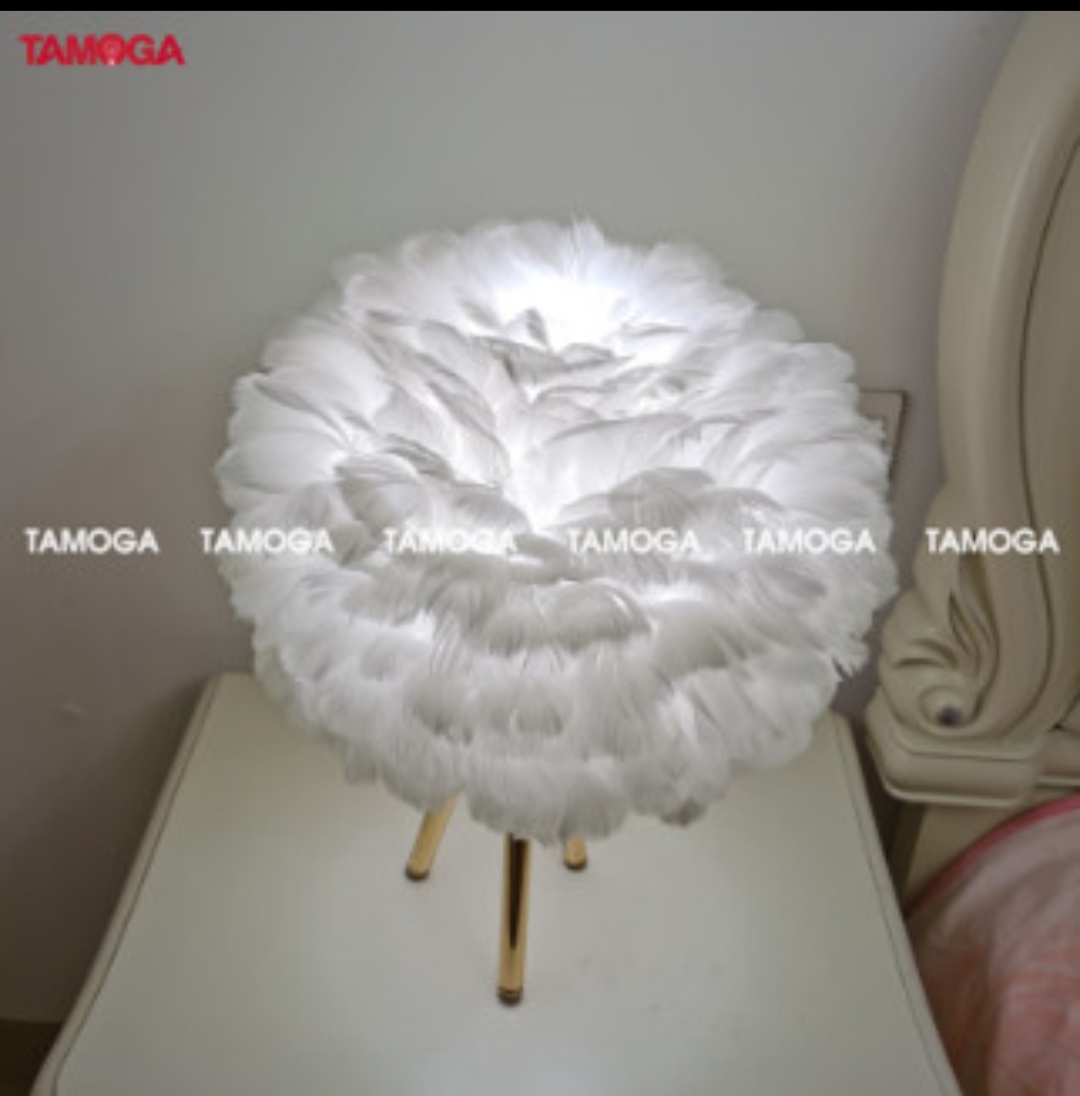 Đèn bàn ngủ hiện đại TAMOGA TAVIS 009