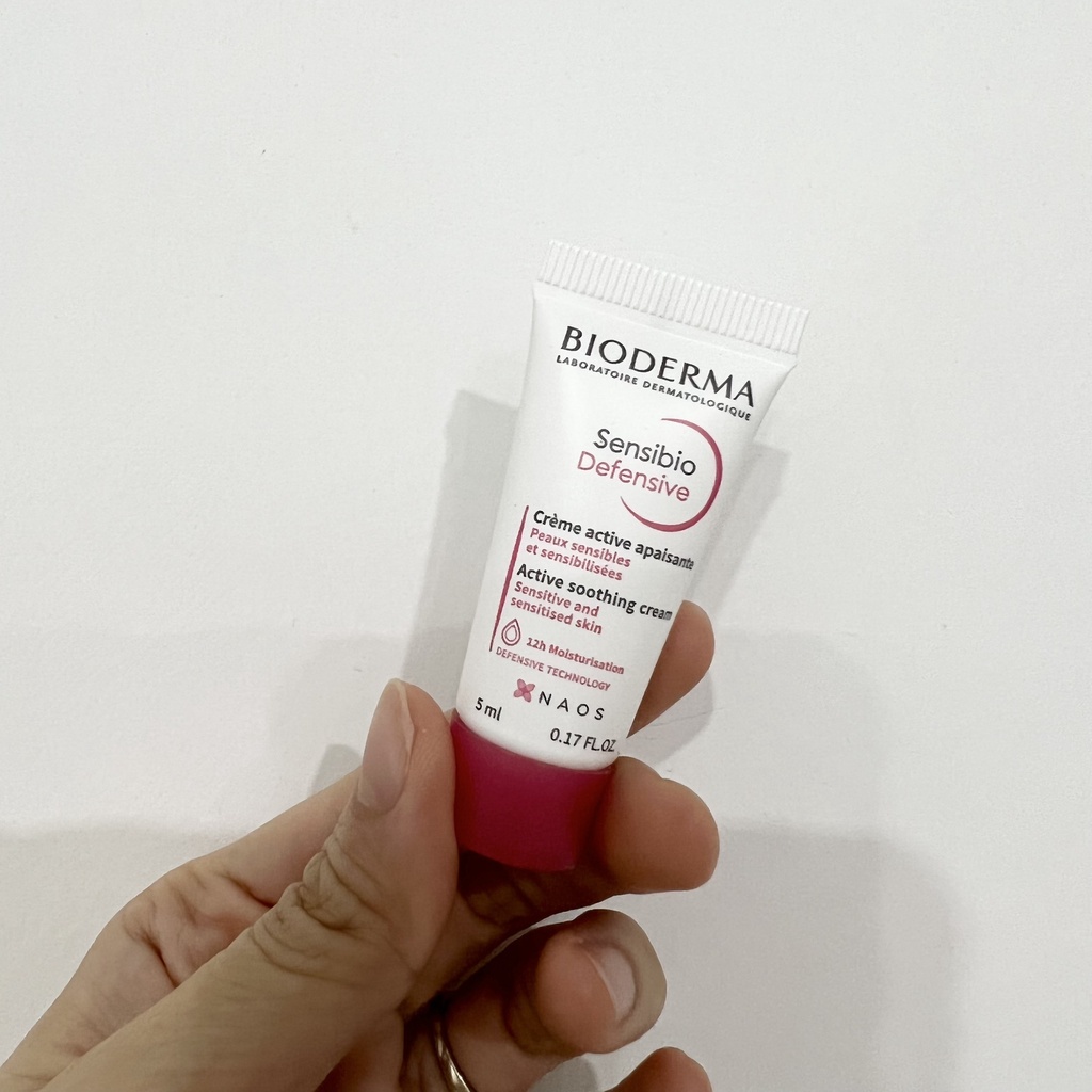 Kem dưỡng ẩm và làm dịu da, dành cho da nhạy cảm Bioderma Sensibio Defensive 5ml