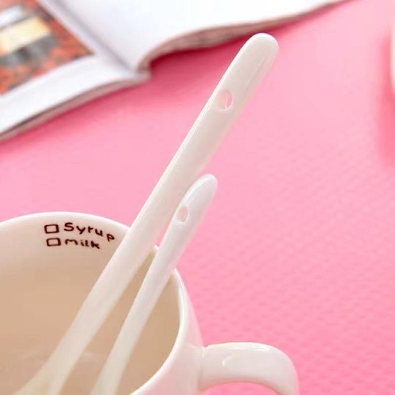 Muỗng Cà Phê Bằng Sứ Tay Cầm Dài Màu Trắng
