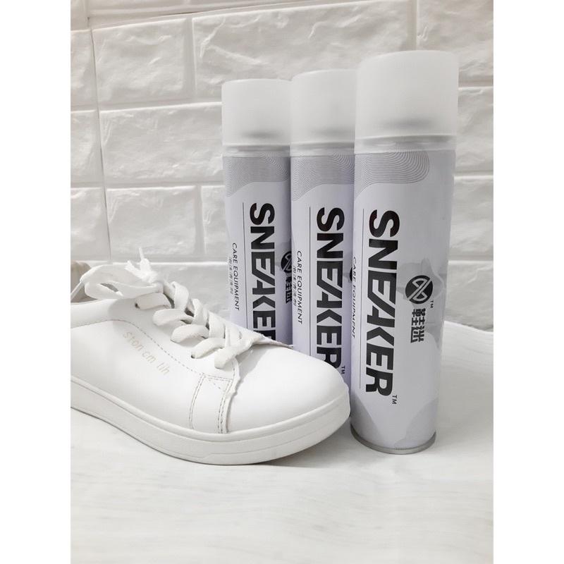 Chai xịt bọt vệ sinh giày dép siêu tốc SNEAKER 300ML