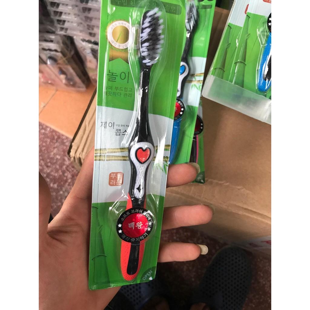 Sỉ 30 chiếc bàn chải cây trúc than hoạt tính 712