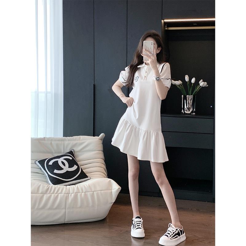 CHENGRUI Váy Polo trắng cho phụ nữ mùa hè 2023 Pháp cao cấp cảm giác lỏng lẻo giản dị hiển thị gầy bong bóng tay áo váy