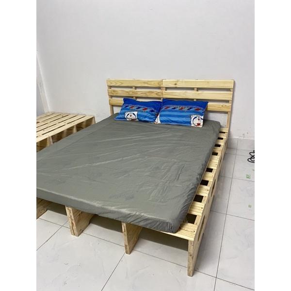 GIƯỜNG PALLET CHÂN CAO 30cm CÓ ĐẦU GIƯỜNG ĐỦ SIZE