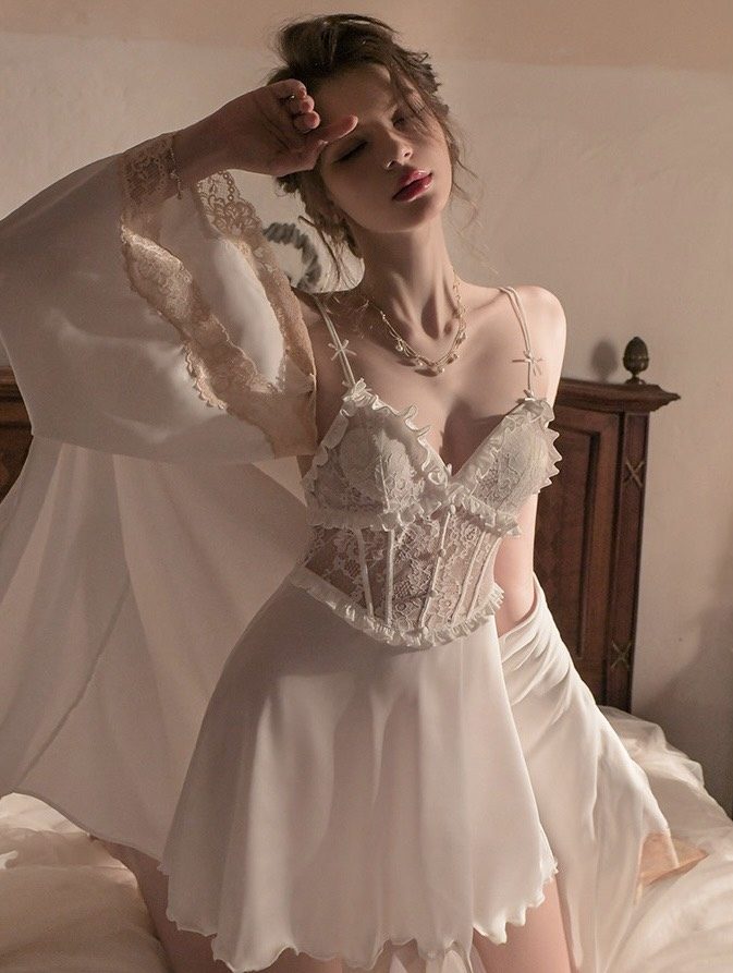 Đầm Ngủ Hai Dây Ngắn Phối Ren