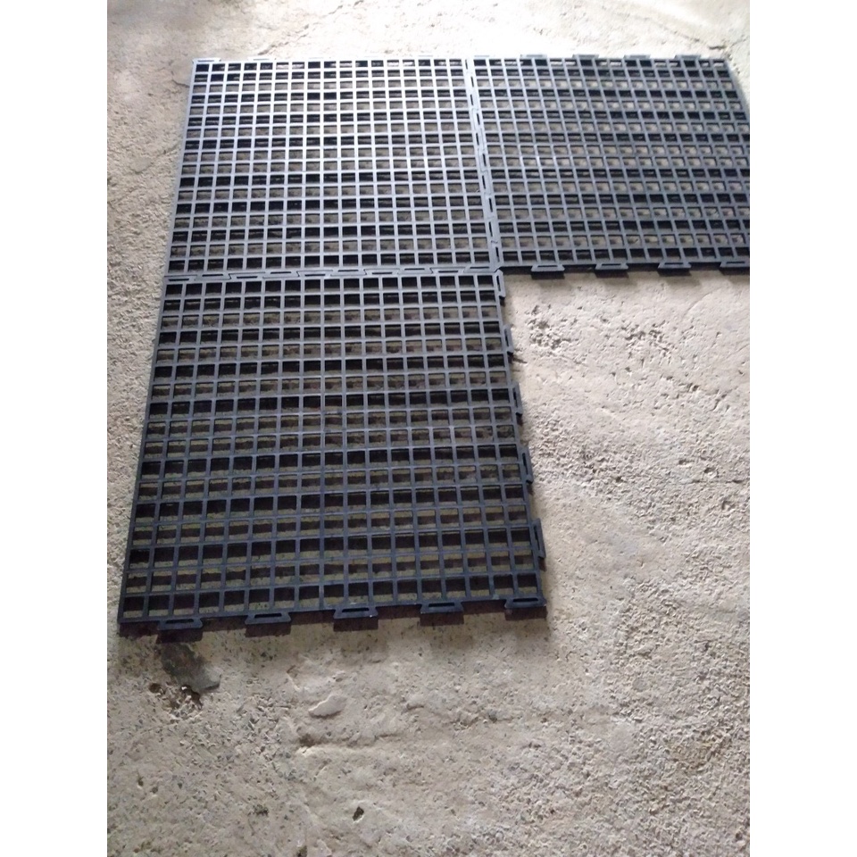 vỉ vỉ lót sàn 95*95cm