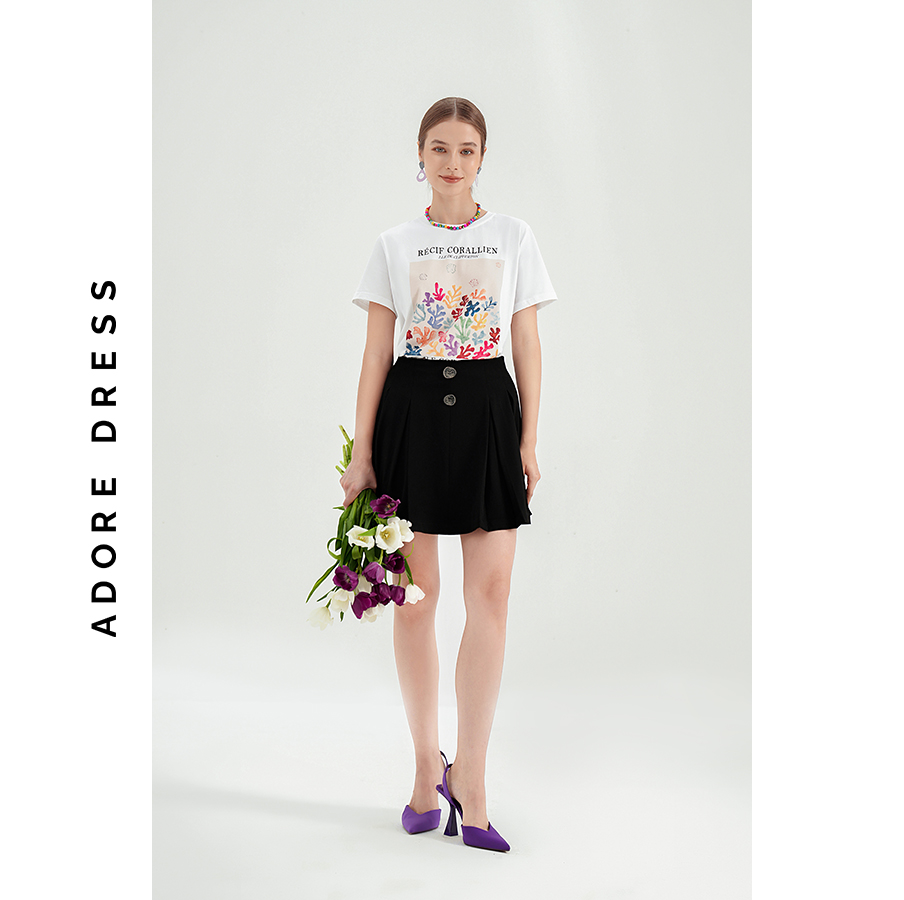 Áo phông graphic T-shirts cotton trắng in 3ASTS2002 ADORE DRESS