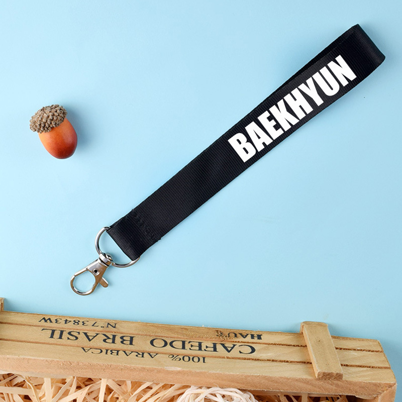 Móc khóa dây strap BAEKHYUN EXO