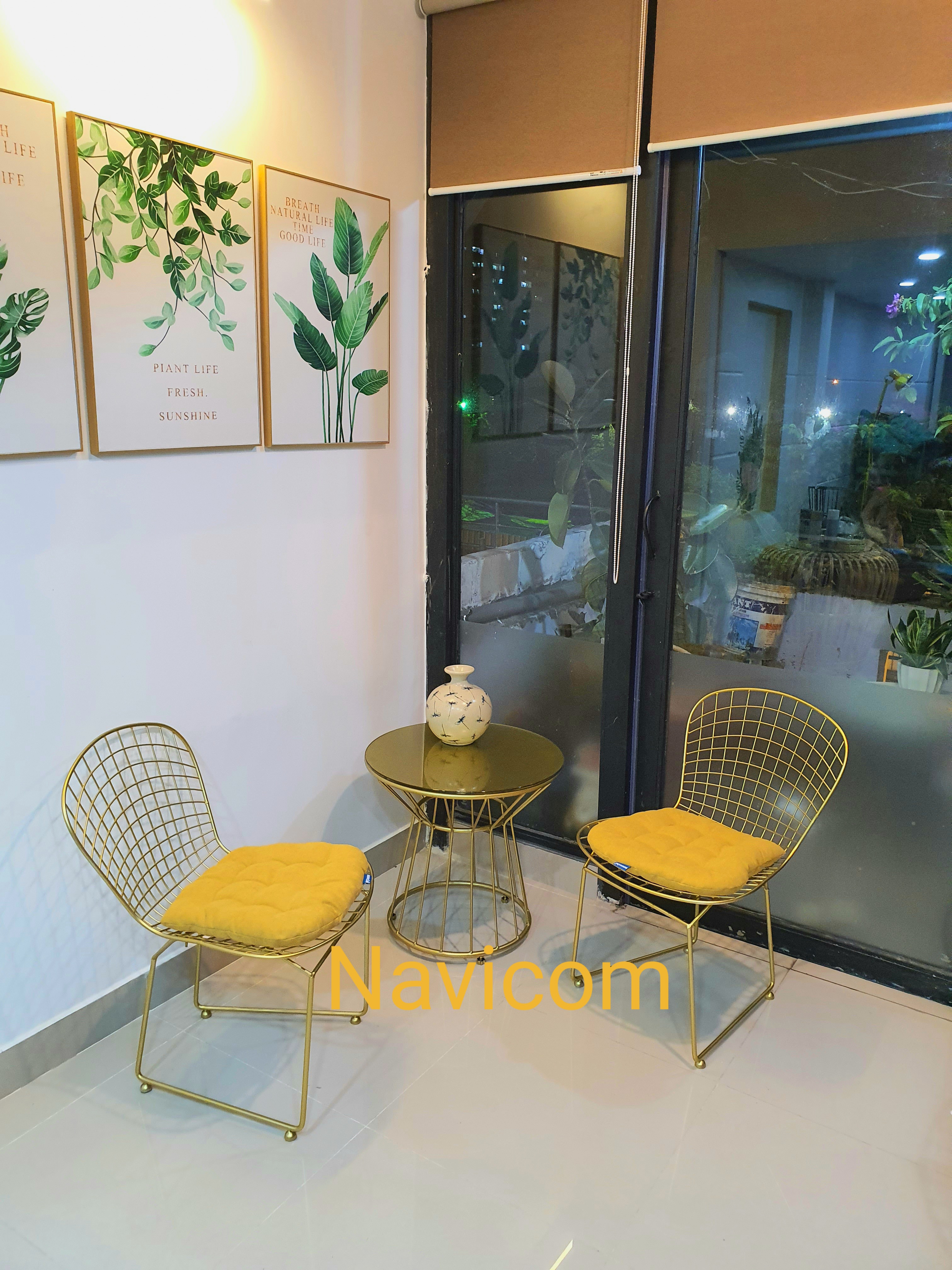 Bộ bàn ghế sân vườn