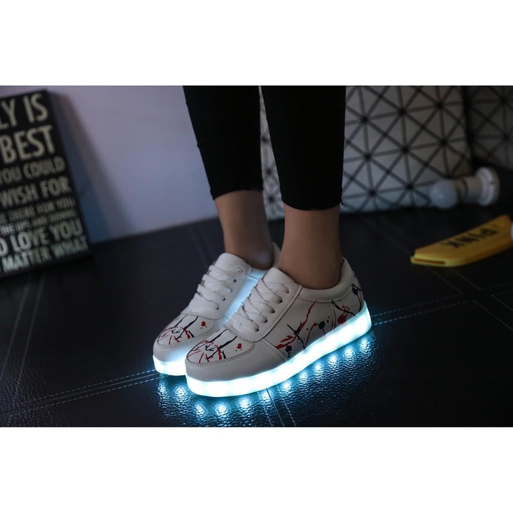 Giày phát sáng họa tiết vẽ phát sáng 7 màu 11 chế độ đèn led cực đẹp