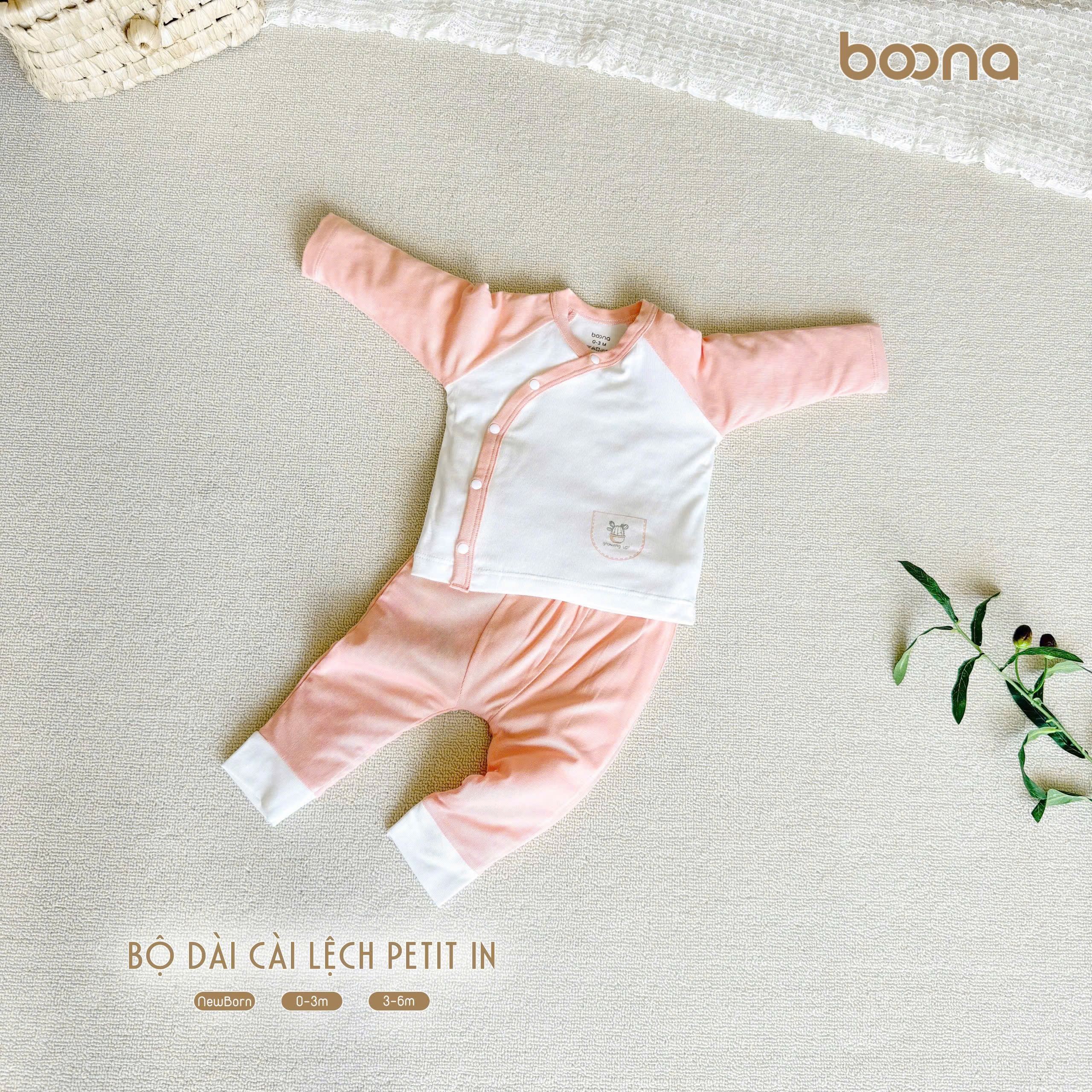 Bộ sơ sinh dài cài lệch petit in Boona
