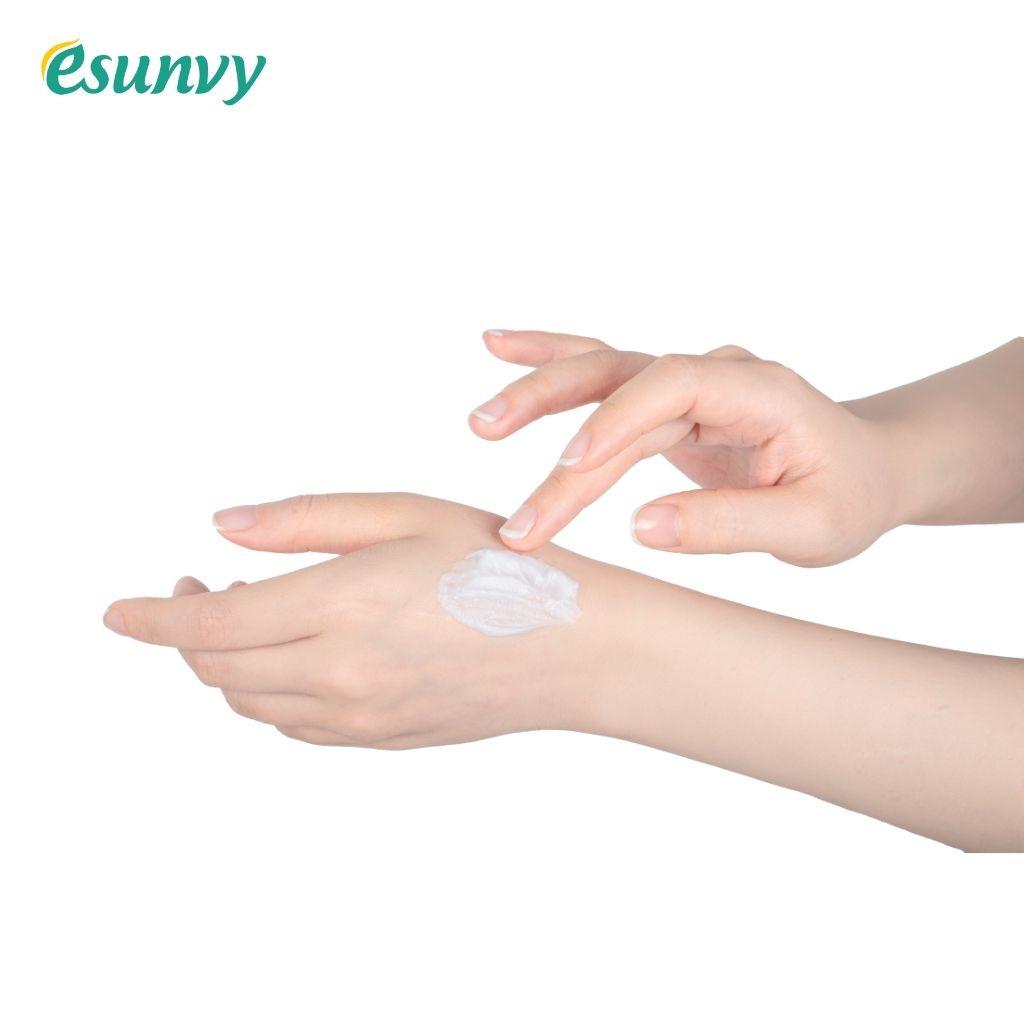 Kem Dưỡng Ẩm, Chống Nẻ Esunvy Tăng Cường Độ Ẩm, Làm Mềm Da An Toàn Dịu Nhẹ 30g/ 50g