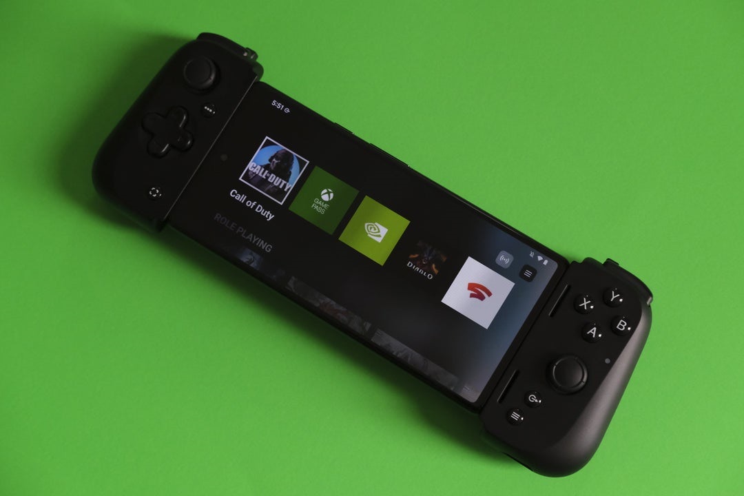Tay cầm điện thoại Razer Kishi V2-Gaming Controller for Android/iPhone