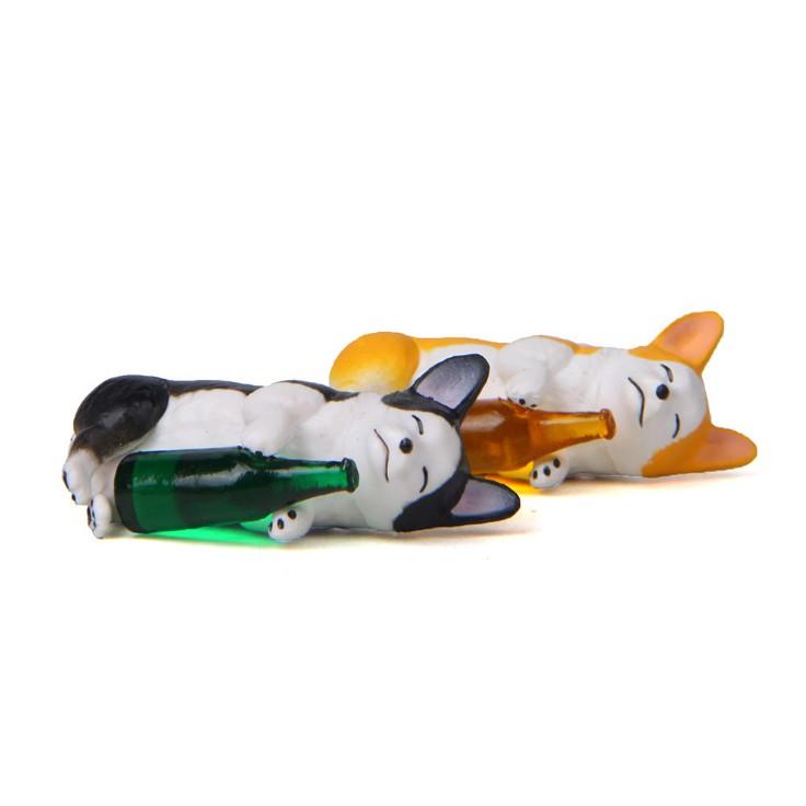 Mô hình chó Corgy ôm chai nằm ngủ thích hợp làm móc chìa khóa, trang trí chụp ngoại cảnh, DIY