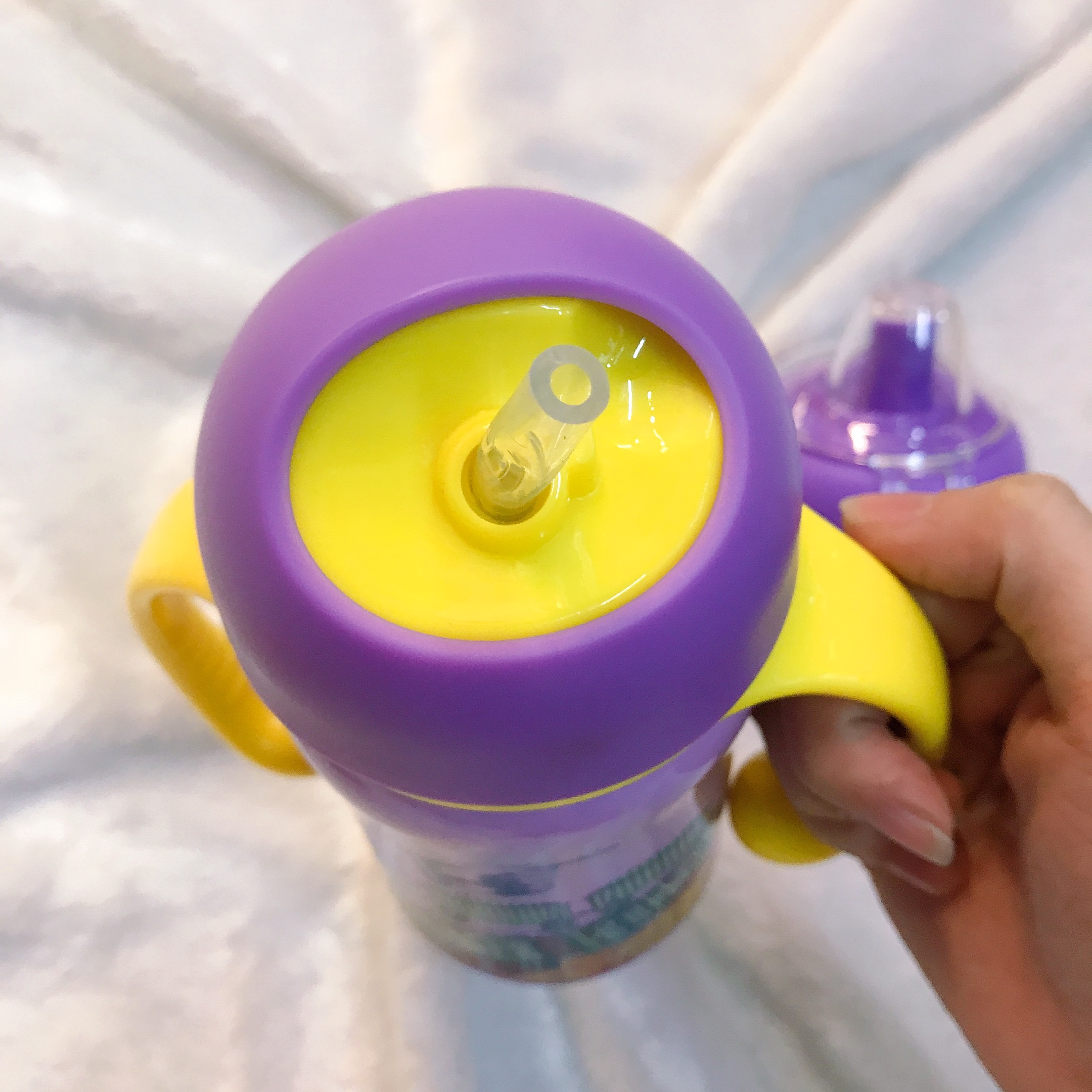 Bình nước giữ nhiệt 2 quai cầm kèm 2 nắp thay hình xe lửa Thomas and Friends màu tím cho trẻ em, bé trai  - TM4506-T