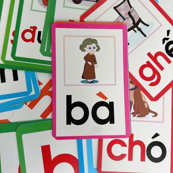 Sách - Flashcard - Bộ Thẻ Học Ghép Vần Tiếng Việt - Chữ Cái-Chữ Ghép Và Dấu Thanh (Tái Bản 2025)