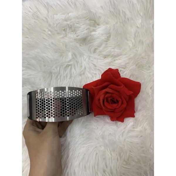 Dụng cụ nghiền tỏi bằng tay